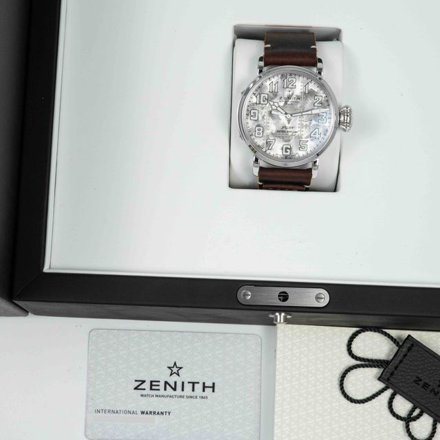 Zenith Pilot 05.2430.679/17.C902 Image 6